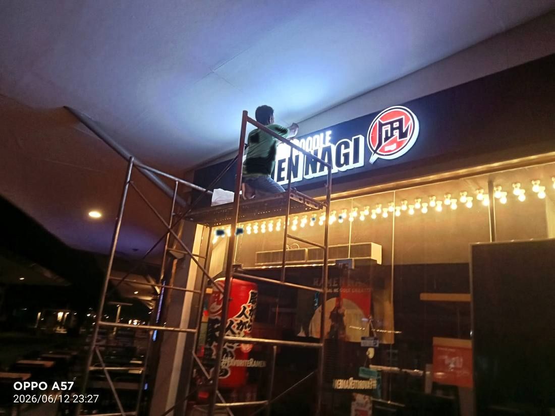 Ramen Nagi channel letters fully lit after repair